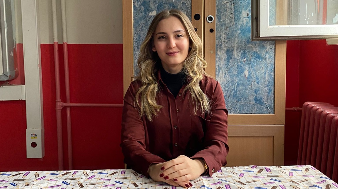 MELEK SARIKAYA - 2-D Sınıf Öğretmeni